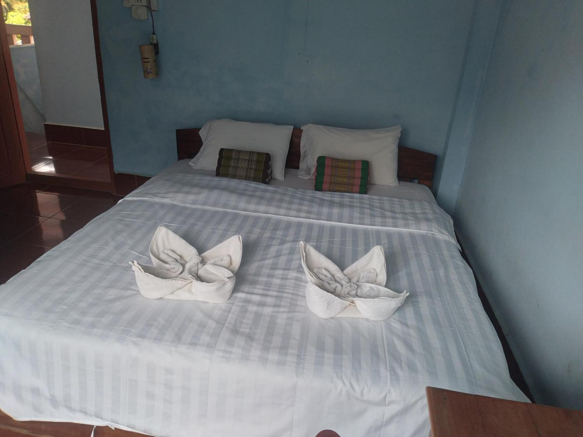 Lamorn Guesthouse Nongkhiaw Quarto foto